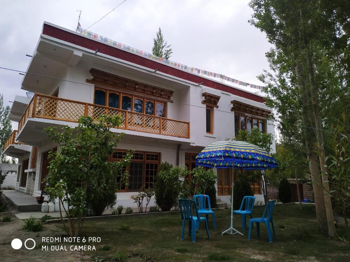 Otsal Guest House Nubra Deskit Ngoại thất bức ảnh